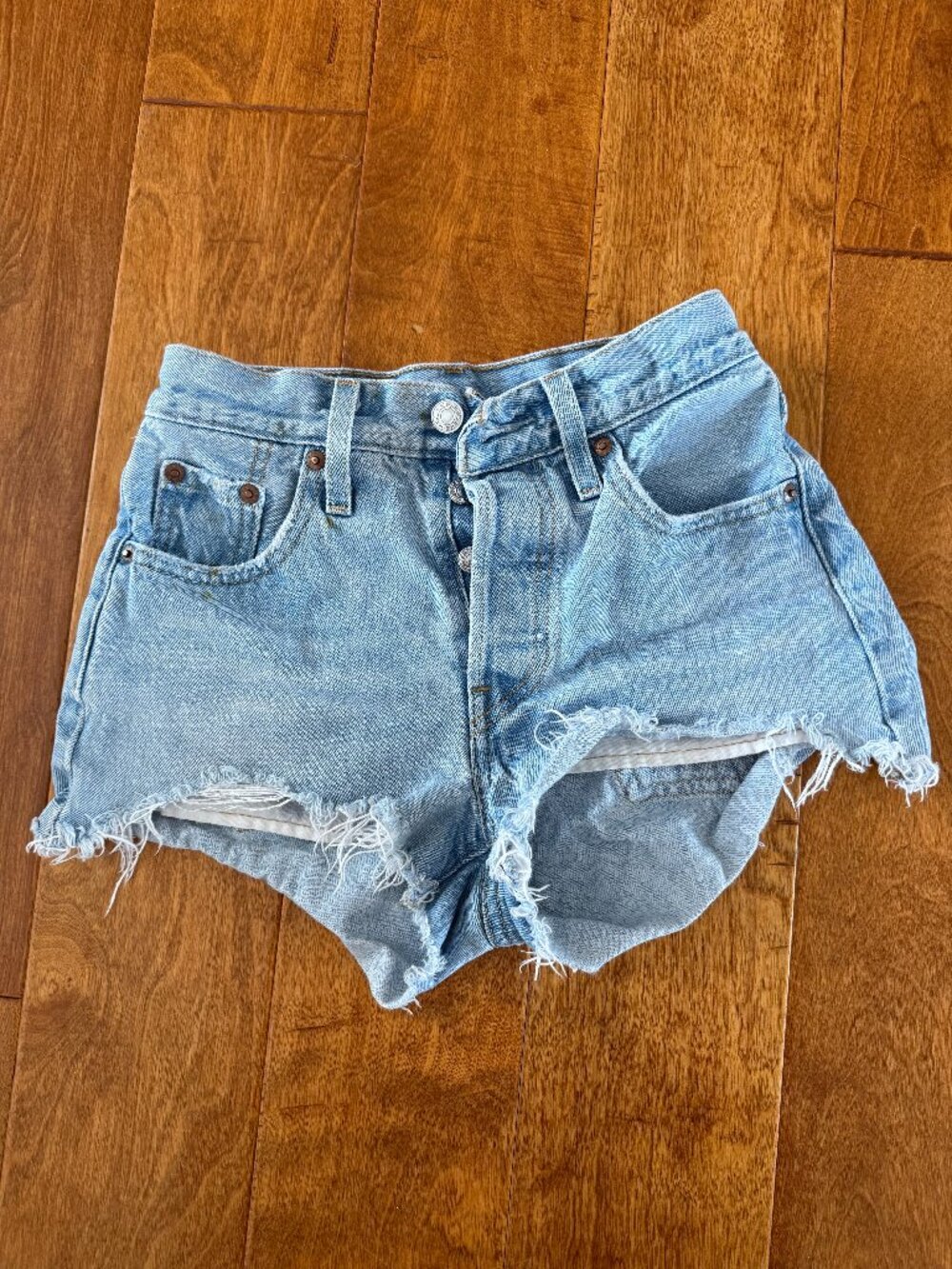 Levi's 501 Shorts - Light Wash Denim, 23W